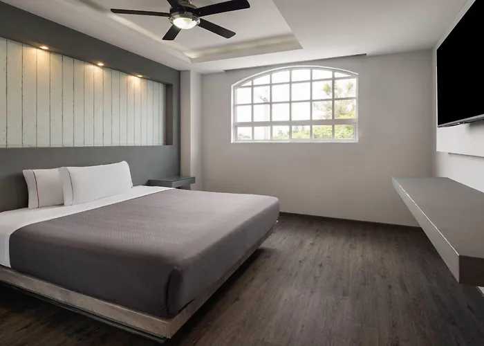 Mx Congreso Cdmx, Trademark Collection By Wyndham Hotel 4*