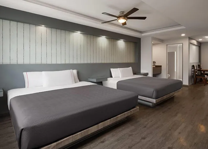 Mx Congreso Cdmx, Trademark Collection By Wyndham Hotel 4*